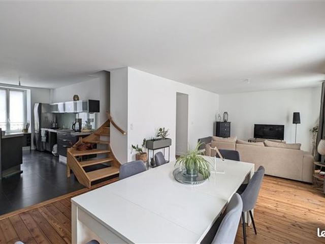 Triplex 4 pièces 116 m²