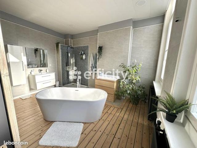 Triplex 4 pièces 118 m²
