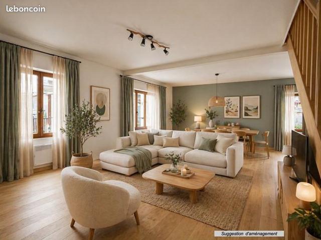 Triplex 4 pièces 130 m²