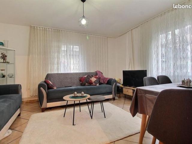 Triplex 4 pièces 65 m²