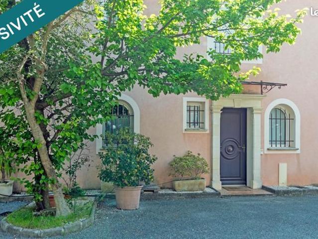 Appartement 4 pièces 77 m²