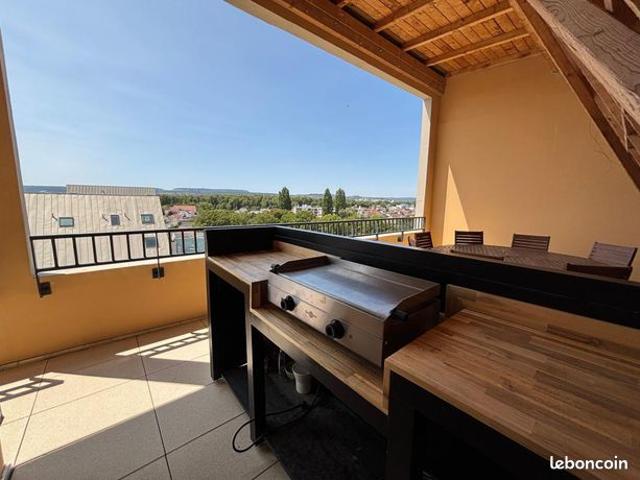 Triplex 4 pièces 79 m²