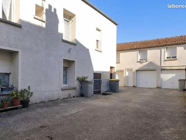 Triplex 4 pièces 72 m²