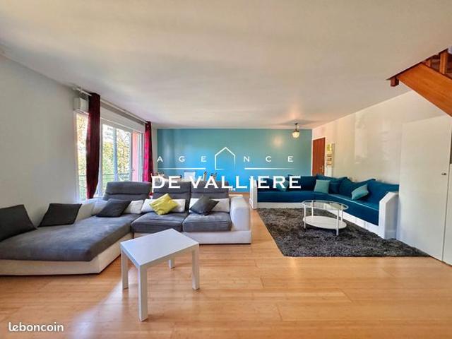Triplex 4 pièces 89 m²