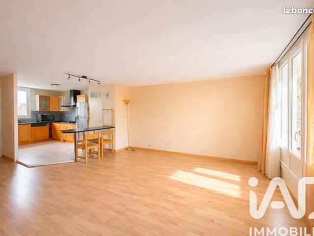 Triplex 4 pièces 97 m²