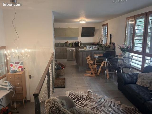 Triplex 4 pièces 97 m²