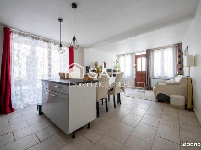Triplex 4 pièces 90 m²