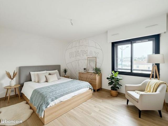 Triplex 4 pièces 93 m²