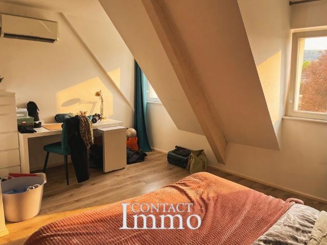 Triplex 5 pièces avec terrasse et parking à Pfaffenheim