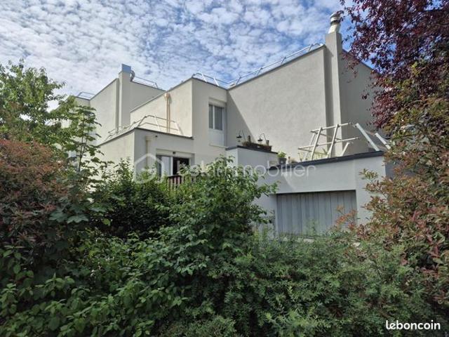 Triplex 5 pièces 101 m²
