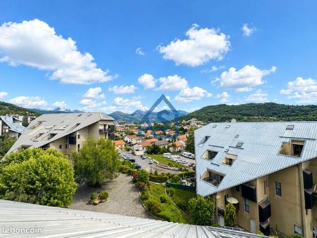Triplex 5 pièces 104 m²