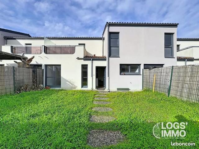 Triplex 5 pièces 104 m²