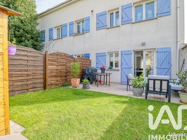 Triplex 5 pièces 82 m²