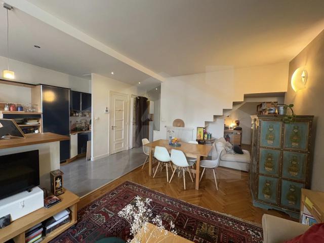 Triplex 5P+C 101,84m2