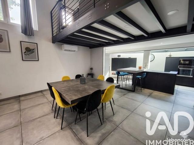 Triplex 6 pièces 140 m²