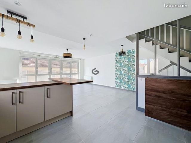 Triplex 6 pièces 140 m²