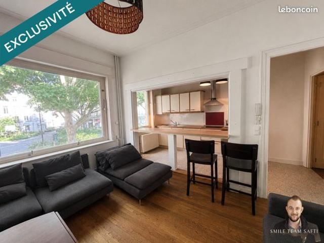 Triplex 6 pièces 147 m²