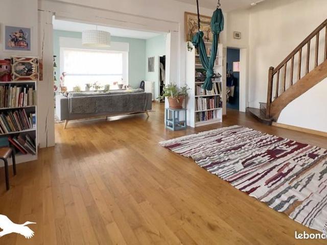 Triplex 6 pièces 160 m²