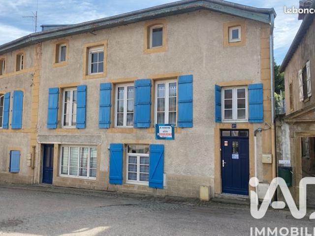 Triplex 6 pièces 176 m²