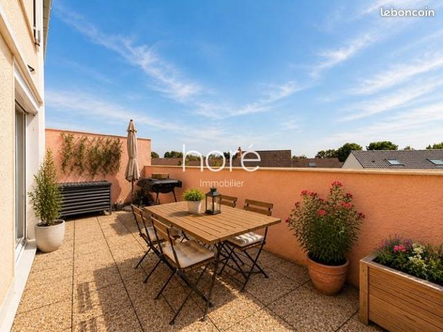 Triplex 6 pièces 109 m²