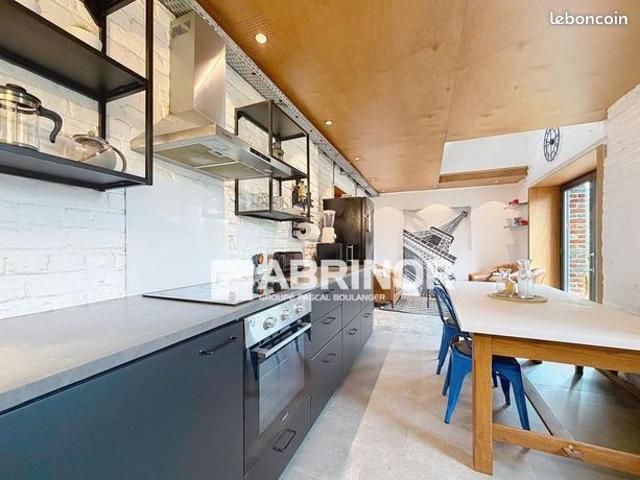 Triplex 6 pièces 111 m²