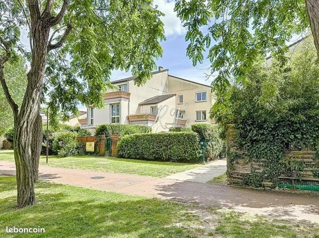 Triplex 6 pièces 115 m²