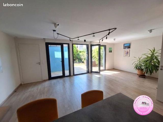 Triplex 6 pièces 128 m²