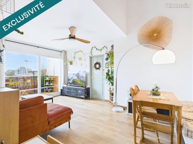 Triplex 6 pièces 128 m²