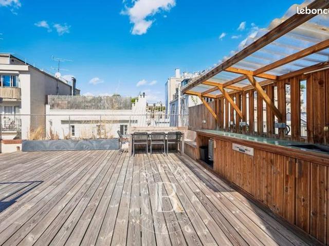 Triplex 6 pièces 93 m²