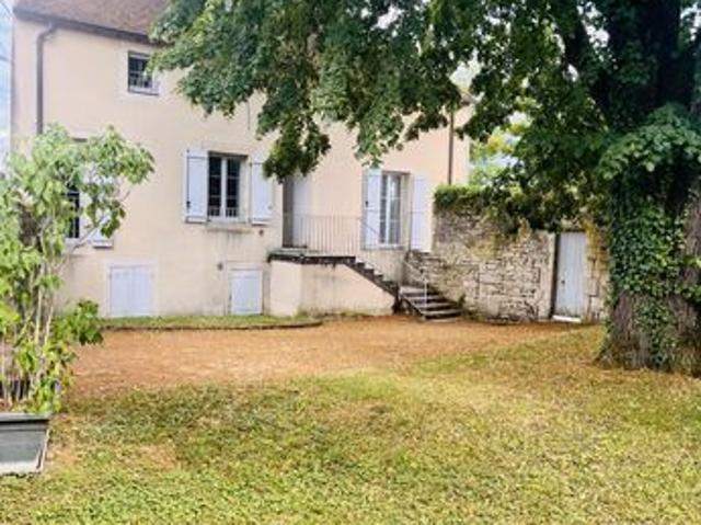 Triplex 78 m² DOLE