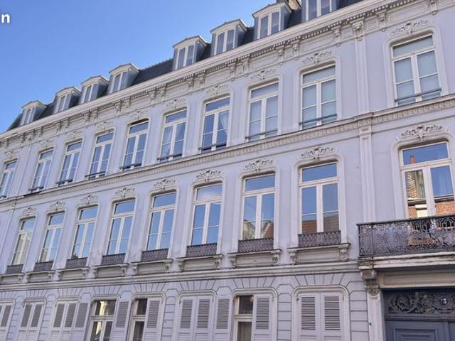 Triplex 8 pièces 187 m²