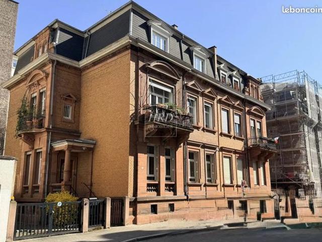 Triplex 8 pièces 238 m²