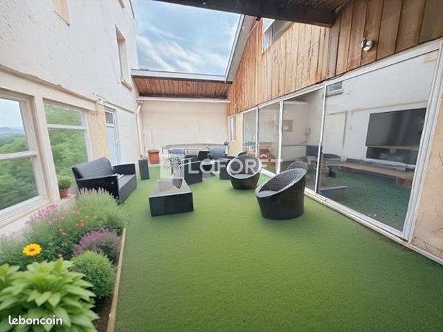 Triplex 8 pièces 355 m²