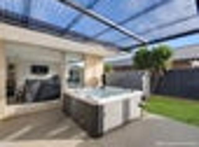 Triple Garage, Great Parking, Easy Living