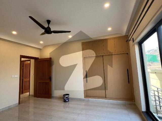 Triple Storey Modern House Available Ideal For Large Families Bahria Town Phase 8 Block A1