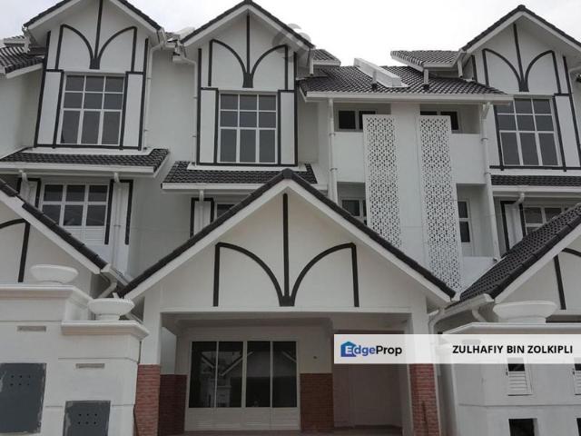 Triple Storey Anjung Sari Setia Alam Shah Alam