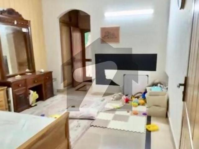 Triple Storey Corner House In E 11/4 At Prime Location For Sale Is Available E 11/4