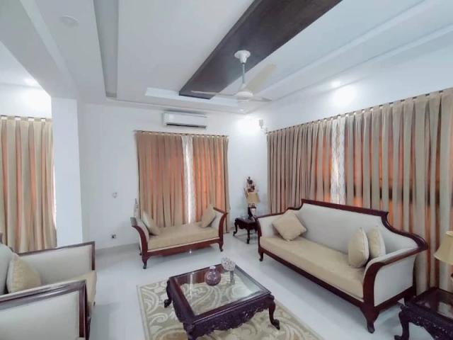 Triple storey haif basement Real picture Islamabad G 15 ID 85521