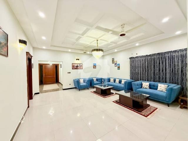 Triple Storey 1 Kanal House Available In E 11 For Rent