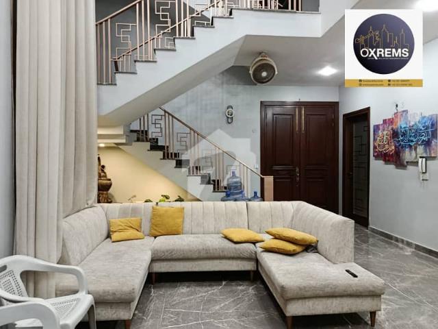 Triple Storey 240 Square Yards House For Sale In Gulshan E Jamal Karachi