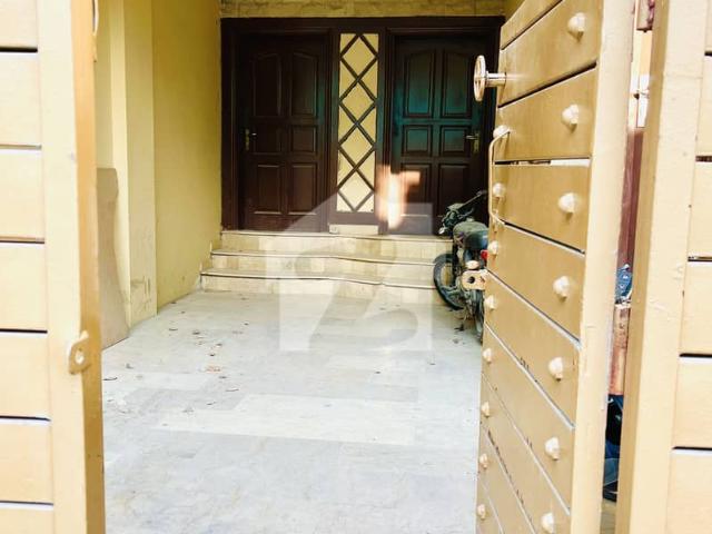 Triple Storey 5 Marla House For Sale In E 11 Near To Markaz And Main Double Road Kfc Cheezious 150,000 Rent Incoming