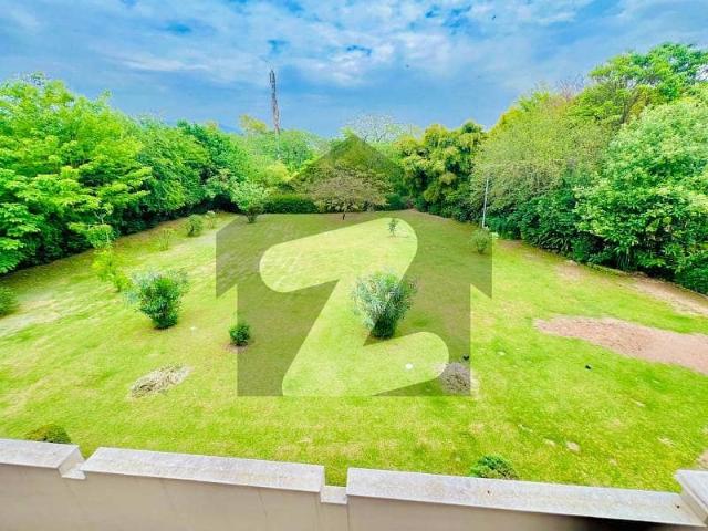 Triple Storey 10 Beds With Extra Land Luxurious House Available For Rent In F 7