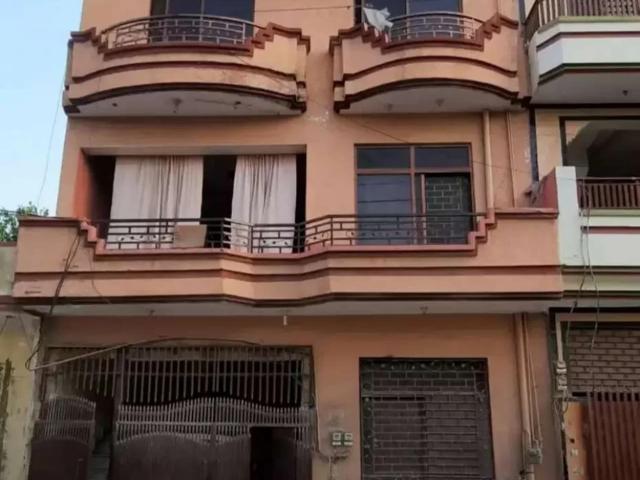 Triple story 4 marla house Rawalpindi Airport Road ID 05346