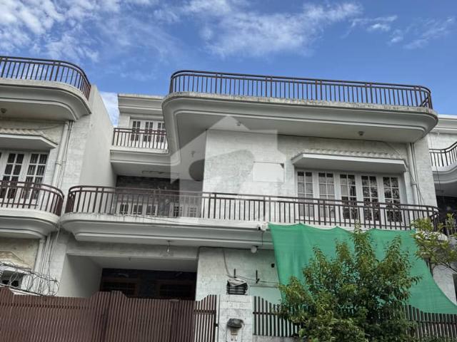 Triple Story Beautiful House With Basement For Sale In Prime Sector F 11 | CDA Transfer | Near To Markaz