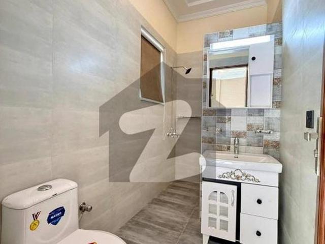 Triple Story Dublex House For Rent E 11