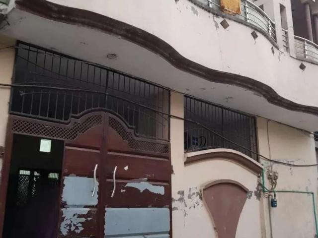 Triple story house for sale in Daska ID 39394