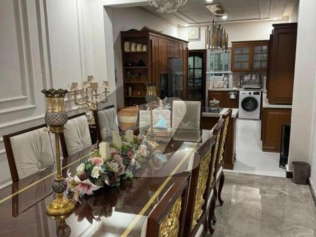 Triple Storey House, Prime Location House Available For Sale In F7 F 7