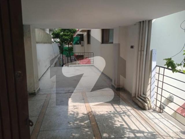 Triply Story House For Sale In Islamabad F 11