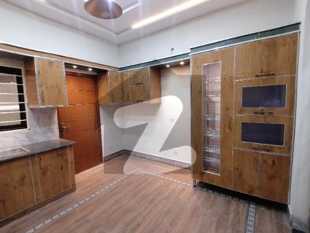 Tripple Storey 10 Marla House For sale In Wapda Town Phase 2 Block R Multan Wapda Town Phase 2 Block R