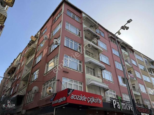 Trrme Caddesinde Kiralık 3+1 Doğalgazlı Uygun Daire